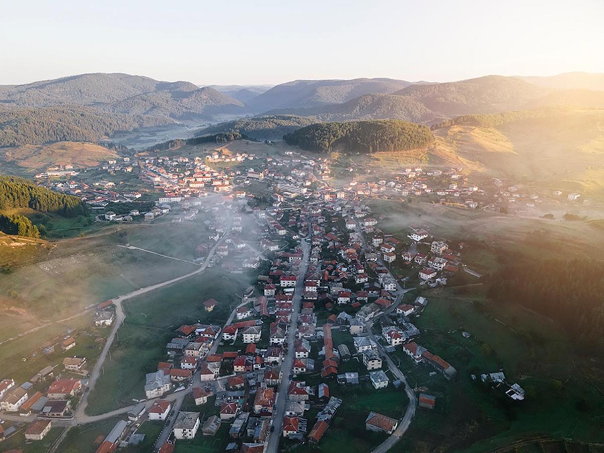 Къща За Гости "Люнгови" Zmeitsa ภายนอก รูปภาพ